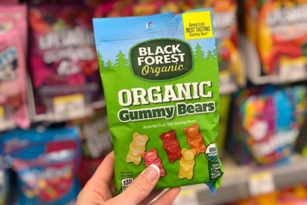 Best Dye-Free Candy of 2025 (Perfect for Valentine’s Day!)